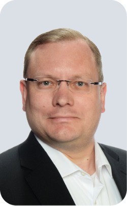 henkilökollaasi_john-1